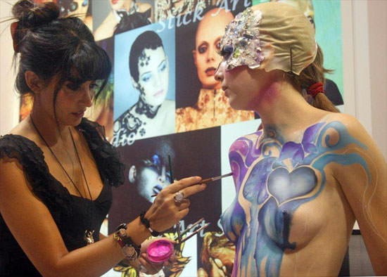 bodypainting en el Salón Look 2011