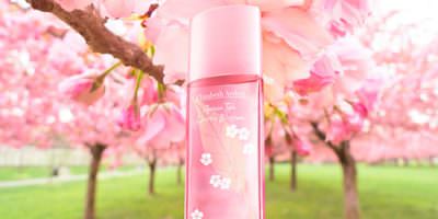 Green Tea Cherry Blossom de Elizabeth Arden