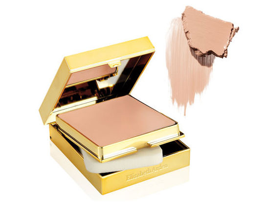 Flawless Finish Sponge-On Cream Makeup de Elizabeth Arden