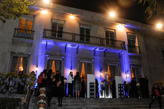 Fiesta Rochas en la embajada de Francia