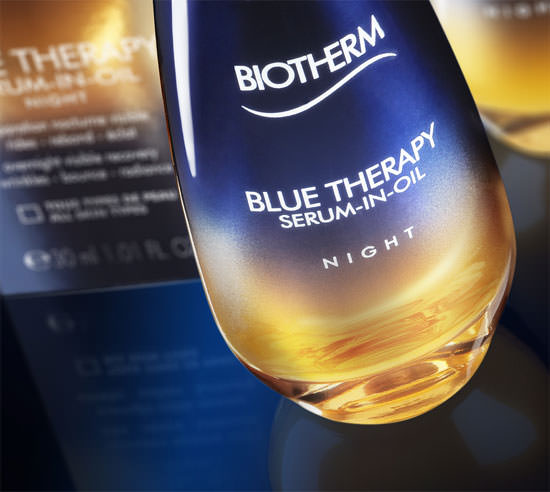 detalle de Blue Therapy Serum-In-Oil de Biotherm