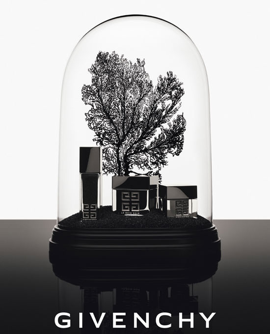 Le Soin Noir L'Extrait de Givenchy, es magia negra