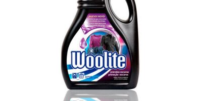 Para la ropa oscura, Woolite