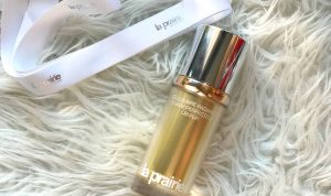 Oro líquido (literal), fluido perfeccionador con infusión de oro de La Prairie