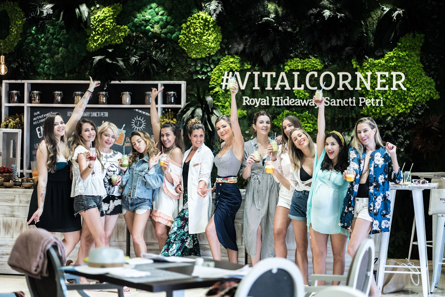 Las chicas del CosmetikTrip12 en el Vital Corner del hotel